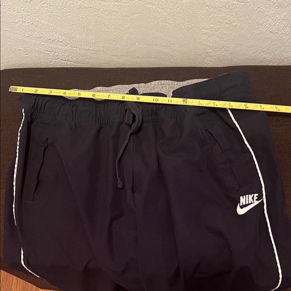 #1395=“24 X 18”Nike Black Track Pants - Picture 5 of 8